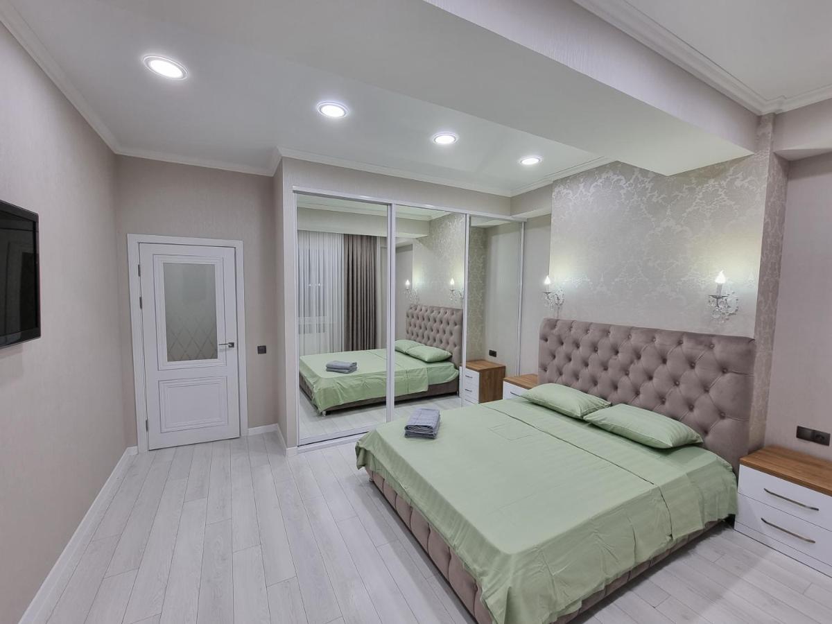 Luxury Best Grand New Apartaments Ultra Central Chisináu Exterior foto