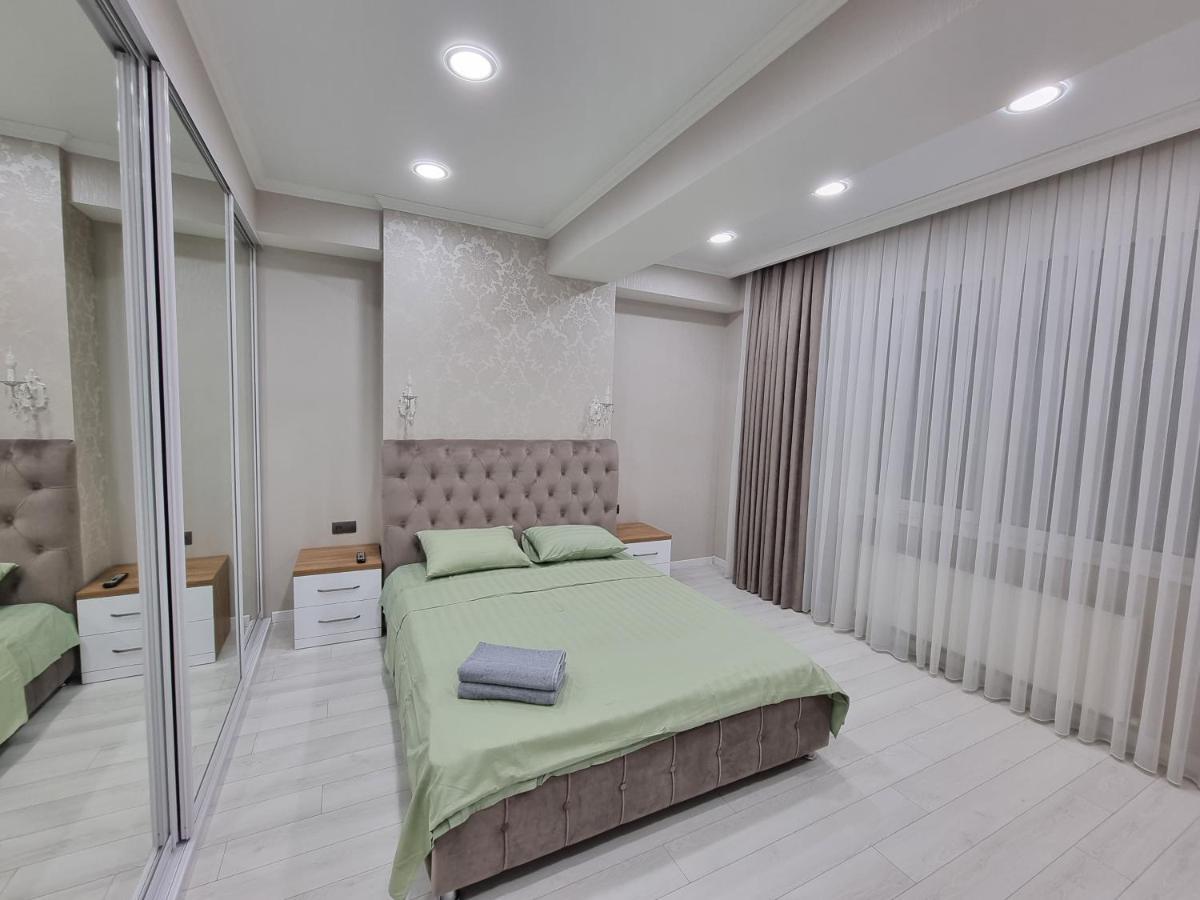 Luxury Best Grand New Apartaments Ultra Central Chisináu Exterior foto