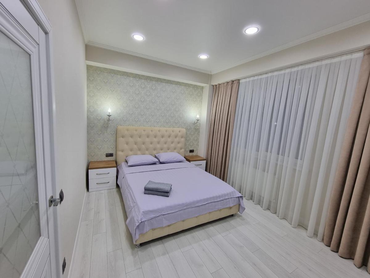 Luxury Best Grand New Apartaments Ultra Central Chisináu Exterior foto