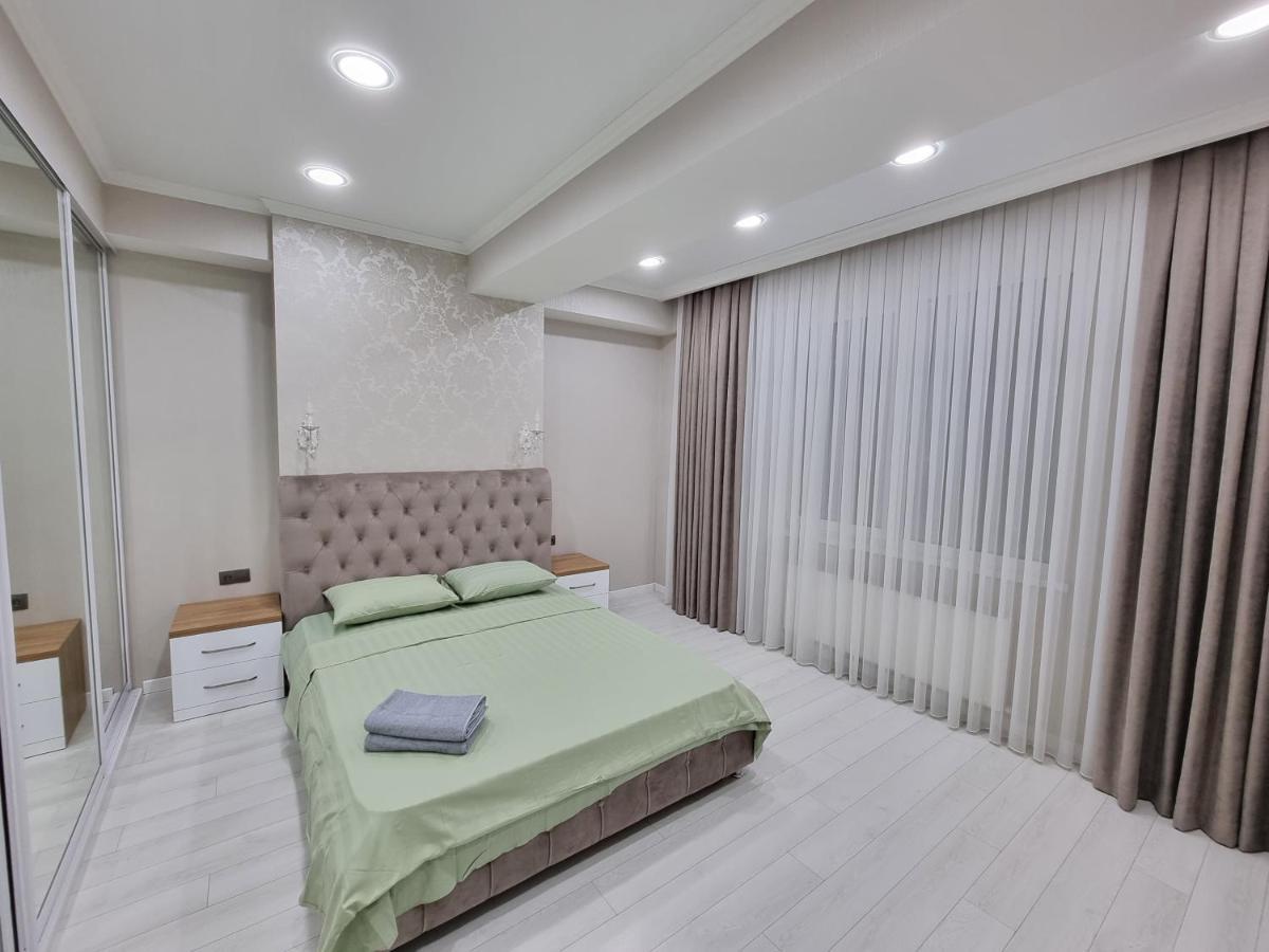 Luxury Best Grand New Apartaments Ultra Central Chisináu Exterior foto
