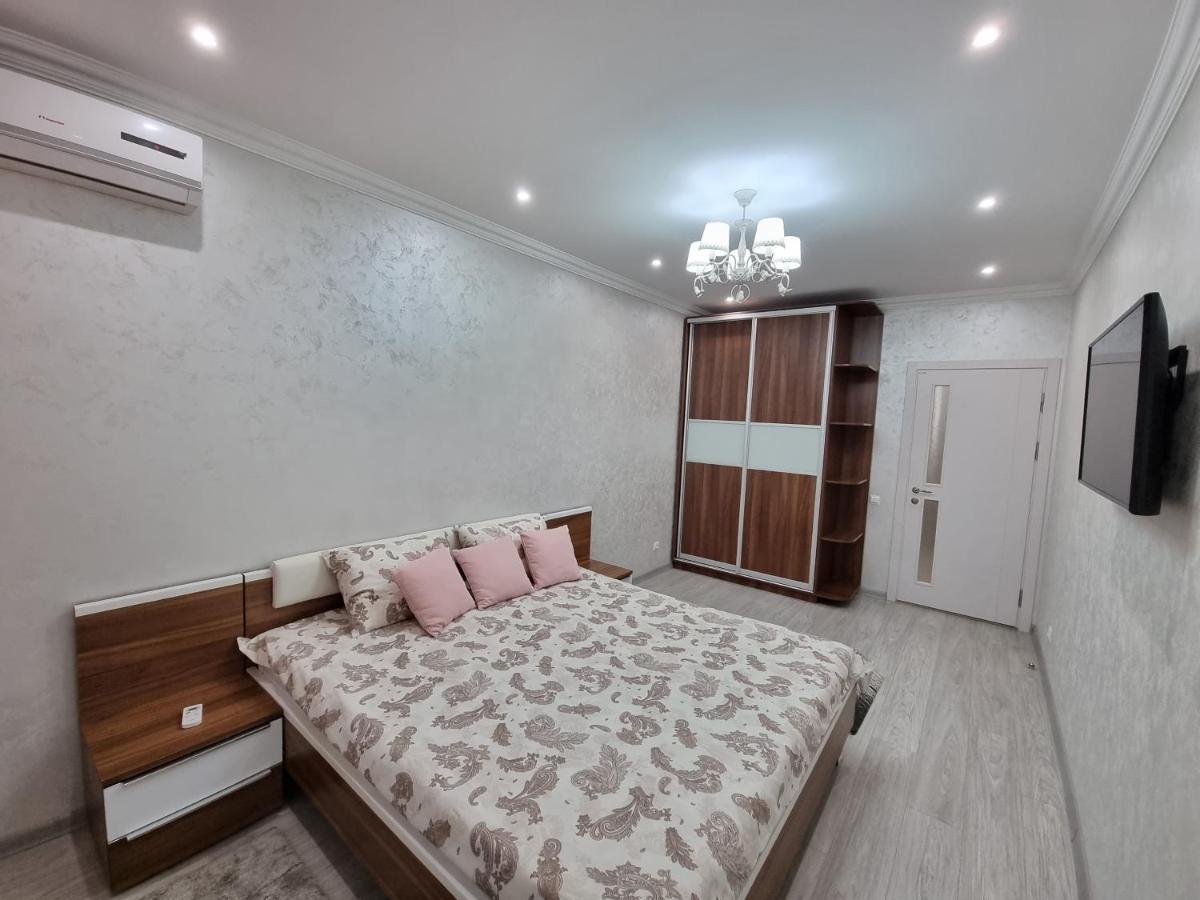 Luxury Best Grand New Apartaments Ultra Central Chisináu Exterior foto