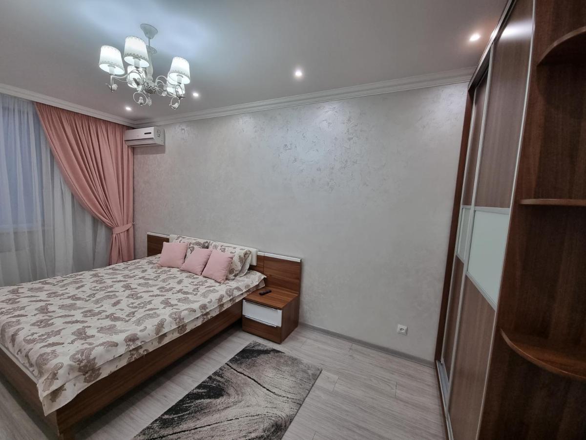 Luxury Best Grand New Apartaments Ultra Central Chisináu Exterior foto